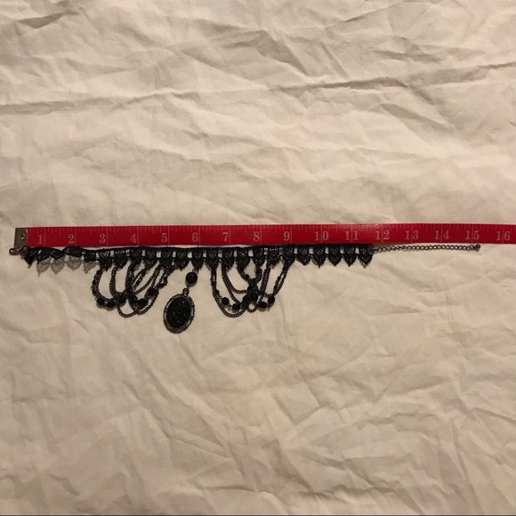 Skull Choker Necklace - Picture 3 of 4